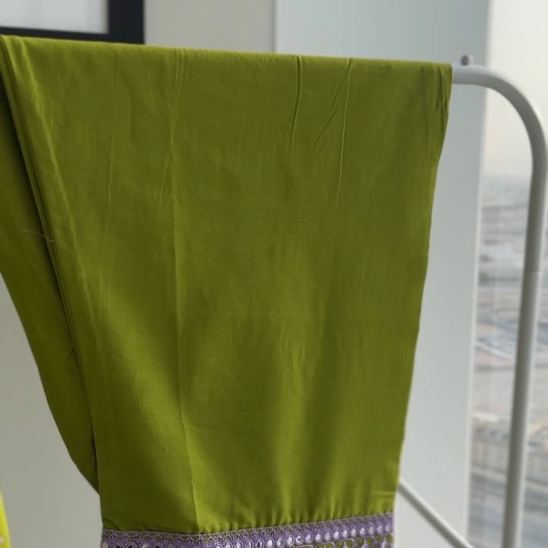 Macha - L A V E N D A R